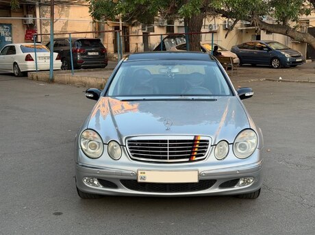 Mercedes E 240 2002