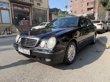 Mercedes E 270 2000