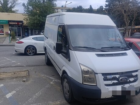 Ford Transit 2011
