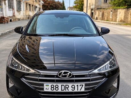 Hyundai Elantra 2020