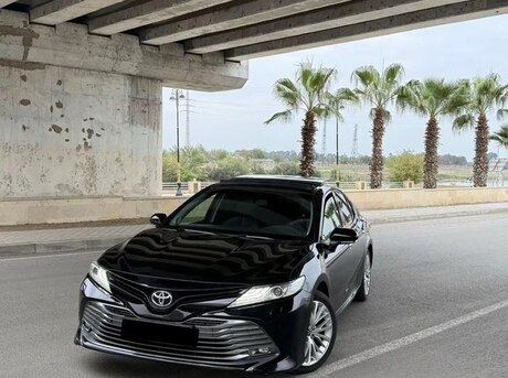 Toyota Camry 2019