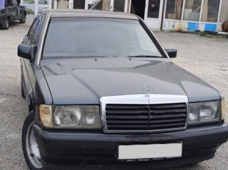 Mercedes 190 1990