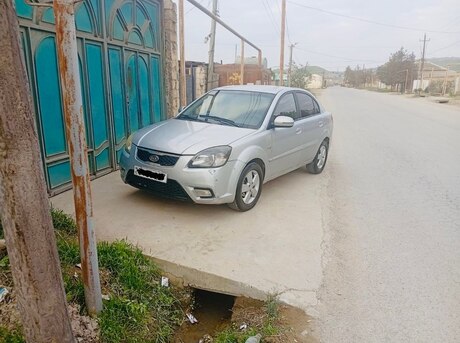 Kia Rio 2010