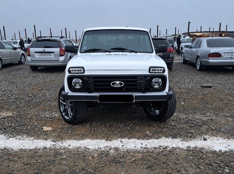 LADA (VAZ) Niva 2015