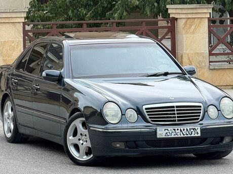 Mercedes E 320 2001