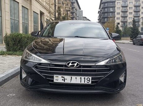 Hyundai Elantra 2019