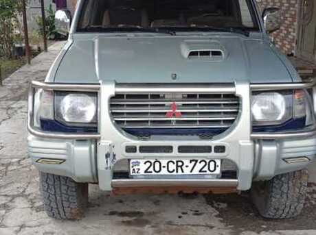 Mitsubishi Pajero 1996