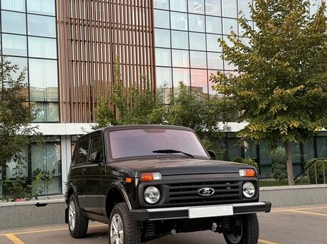 LADA (VAZ) Niva 2025