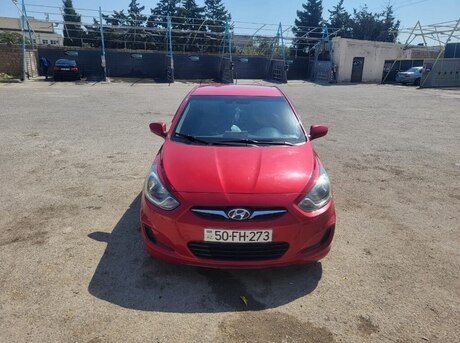 Hyundai Accent 2014