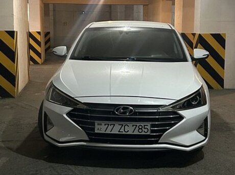Hyundai Elantra 2020