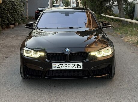 BMW 330 2015
