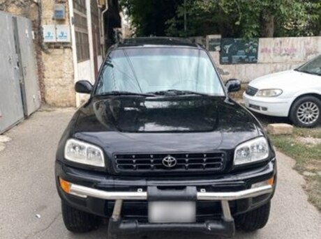 Toyota RAV4 2000