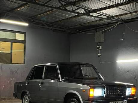 LADA (VAZ) 2107 2011
