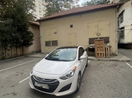 Hyundai Elantra 2014