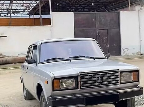 LADA (VAZ) 2107 2010