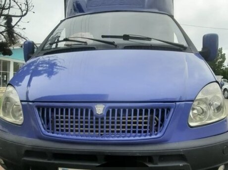 GAZ 330202-740 2005