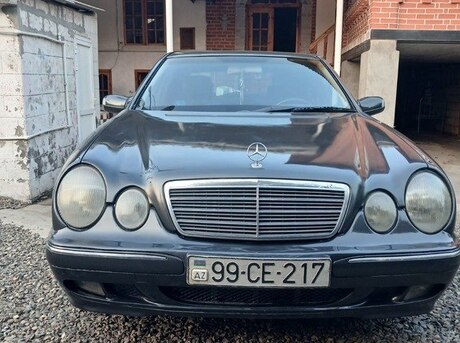 Mercedes E 220 1999