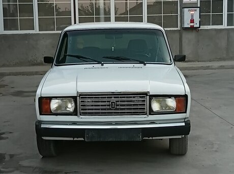 LADA (VAZ) 2107 2005