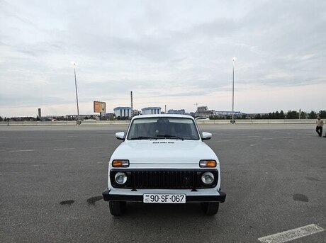 LADA (VAZ) Niva 2013