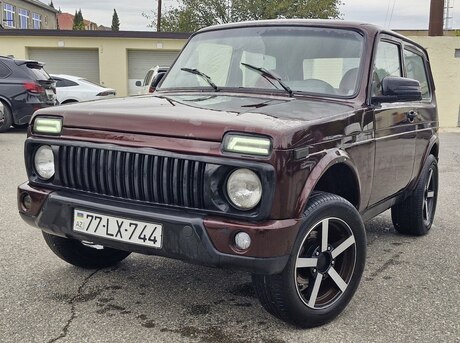 LADA (VAZ) Niva 2013