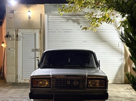LADA (VAZ) 2107 2010
