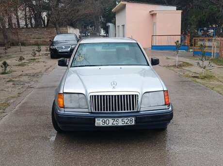 Mercedes E 220 1993