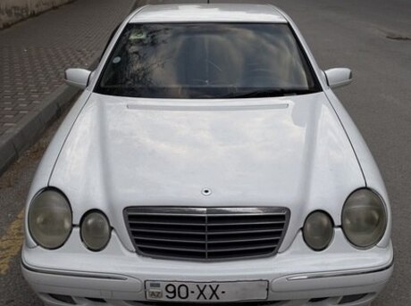Mercedes E 220 2000