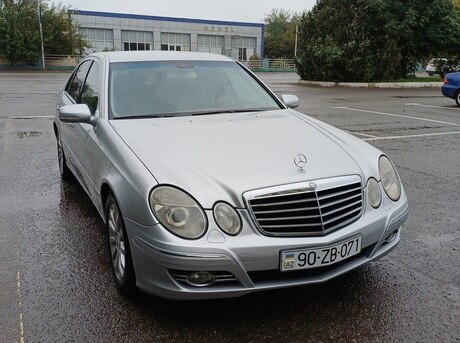 Mercedes E 220 2002