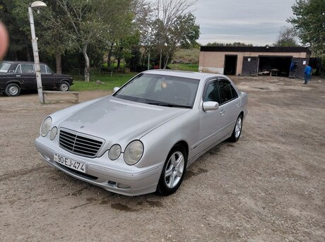 Mercedes E 240 1999