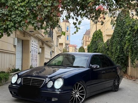 Mercedes E 270 2001