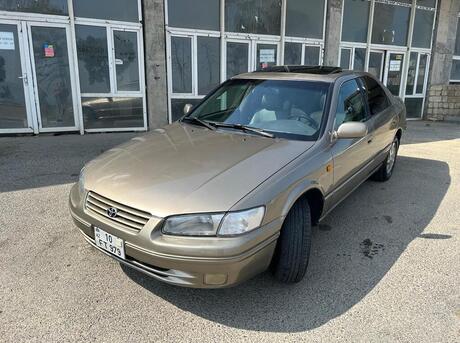 Toyota Camry 1999