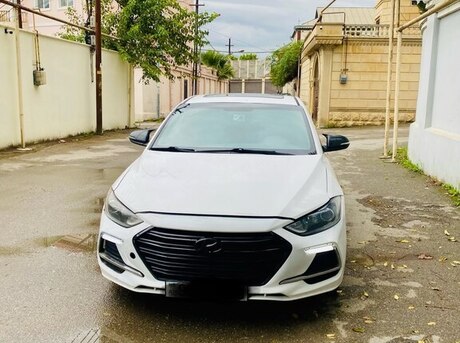 Hyundai Elantra 2017