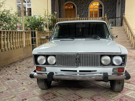 LADA (VAZ) 2106 2000