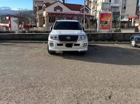 Toyota Land Cruiser 2013