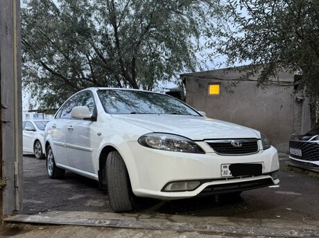 Daewoo Gentra 2014