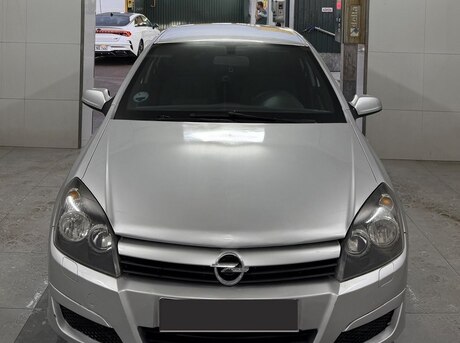 Opel Astra 2005