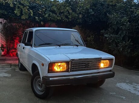 LADA (VAZ) 2107 2011