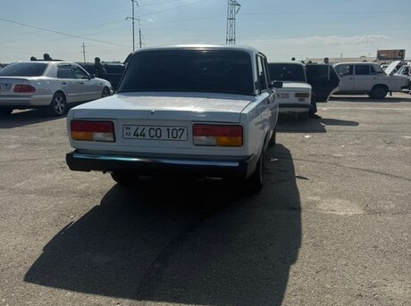 LADA (VAZ) 2107 2011