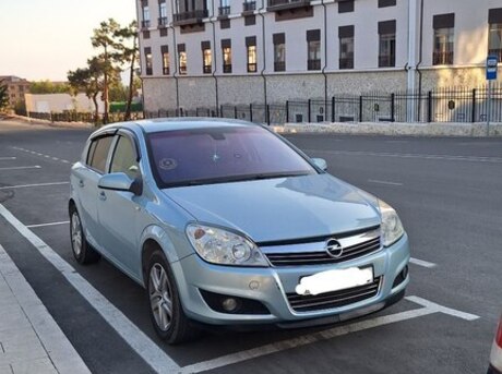 Opel Astra 2009