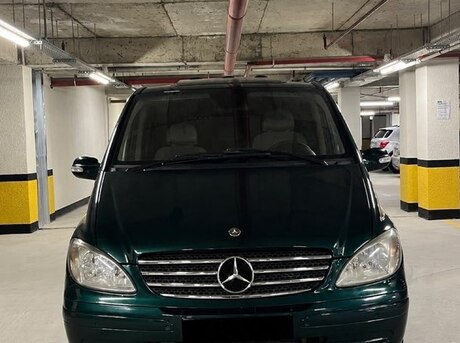 Mercedes Viano 2007