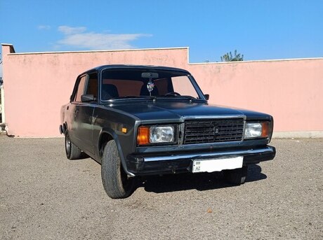 LADA (VAZ) 2107 2011