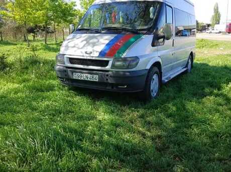 Ford Transit 2000