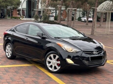 Hyundai Elantra 2013