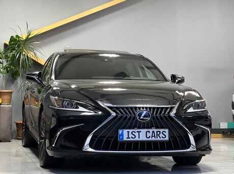 Lexus ES 300h 2022