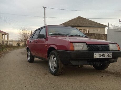 LADA (VAZ) 21099 2000