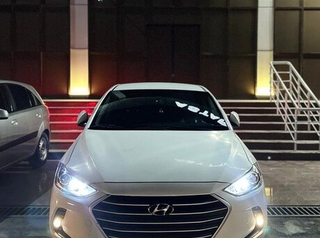Hyundai Avante 2016