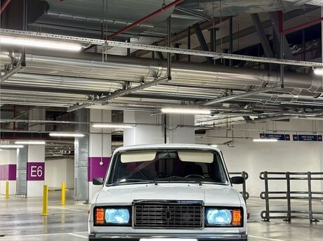 LADA (VAZ) 2107 2011