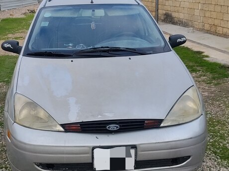 Ford Focus 2000