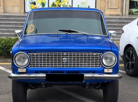 LADA (VAZ) 21011 1984