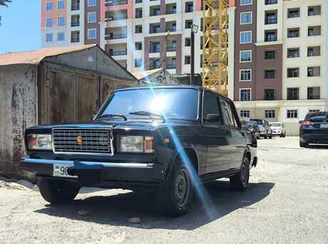 LADA (VAZ) 2107 2010